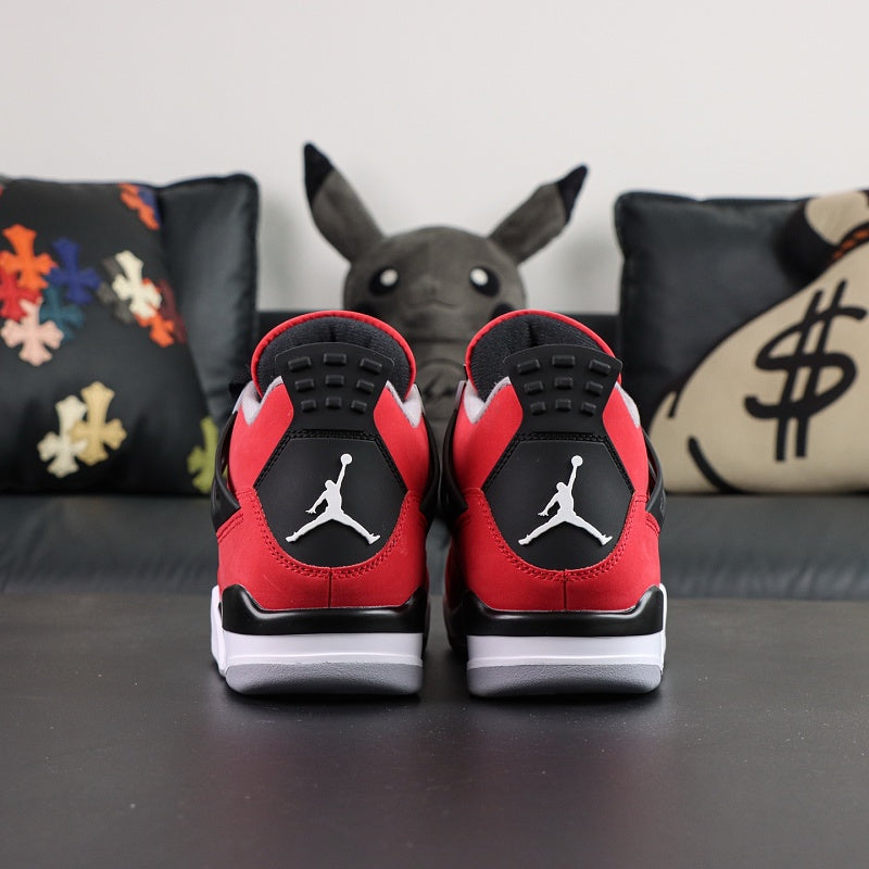 Air Jordan 4 Retro - Toro Bravo Fire Red/Black/Cement Grey