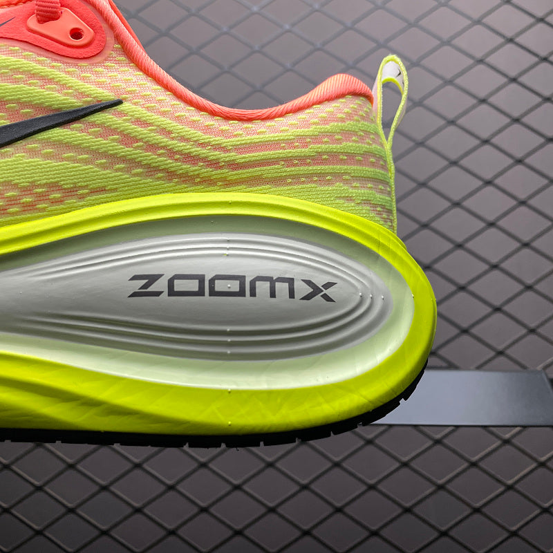 Nike ZoomX Morpho - Coral/Volt