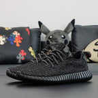 Adidas Yeezy Boost 350 - Pirate Black