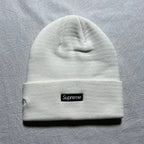 Supreme x New Era Beanies - White/Black