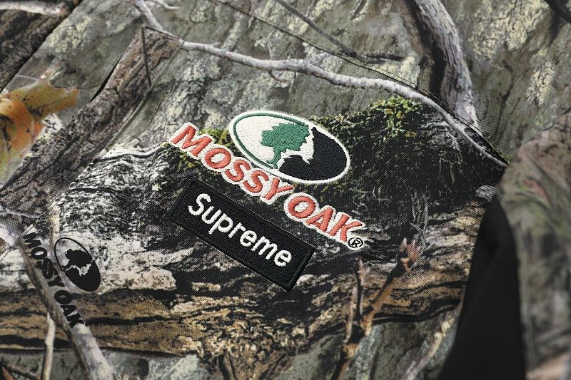 Supreme Mossy Oak Gore-Tex Hooded Jacket