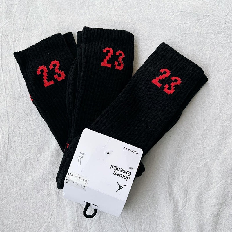 Jordan Essential Crew Socks - Black/White/Red