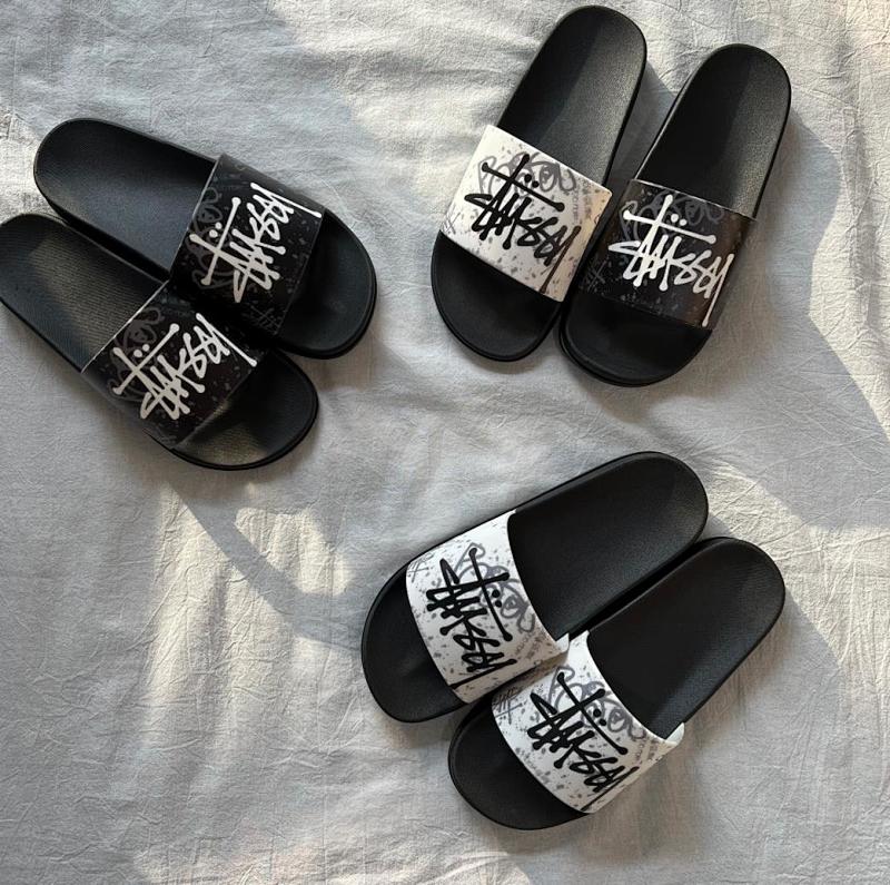 Premium Slippers - Black/White