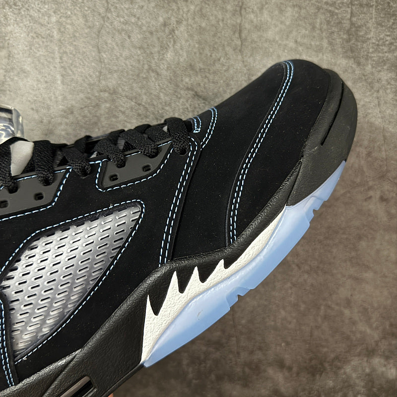 Air Jordan 5 Retro - University Blue/Black