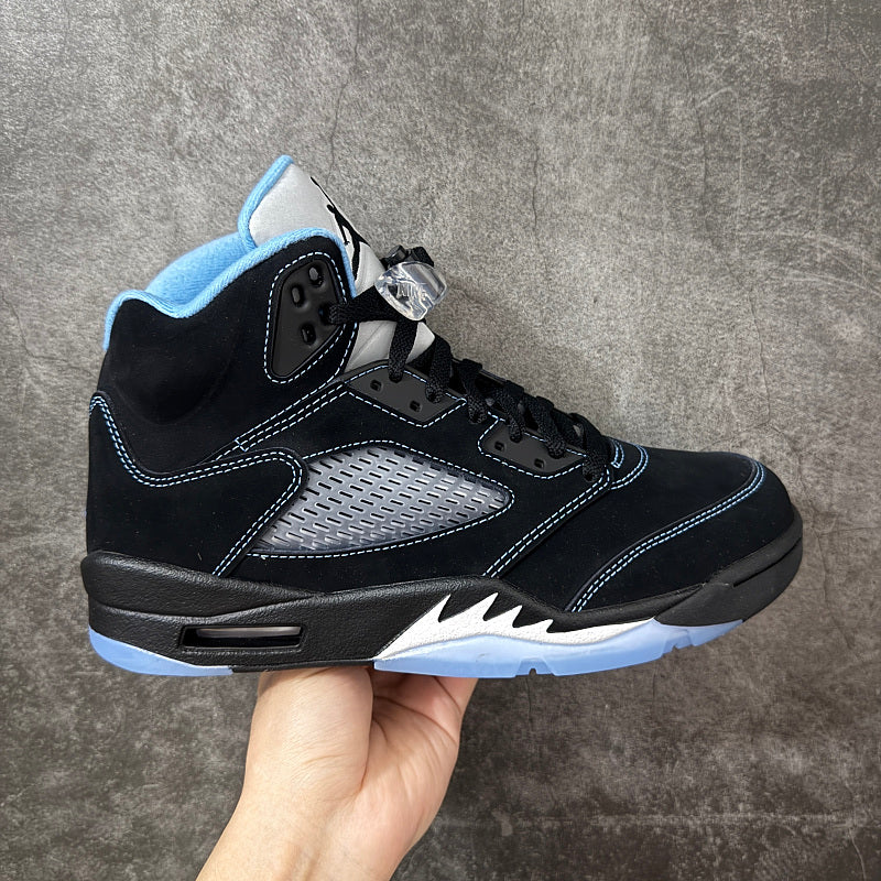 Air Jordan 5 Retro - University Blue/Black