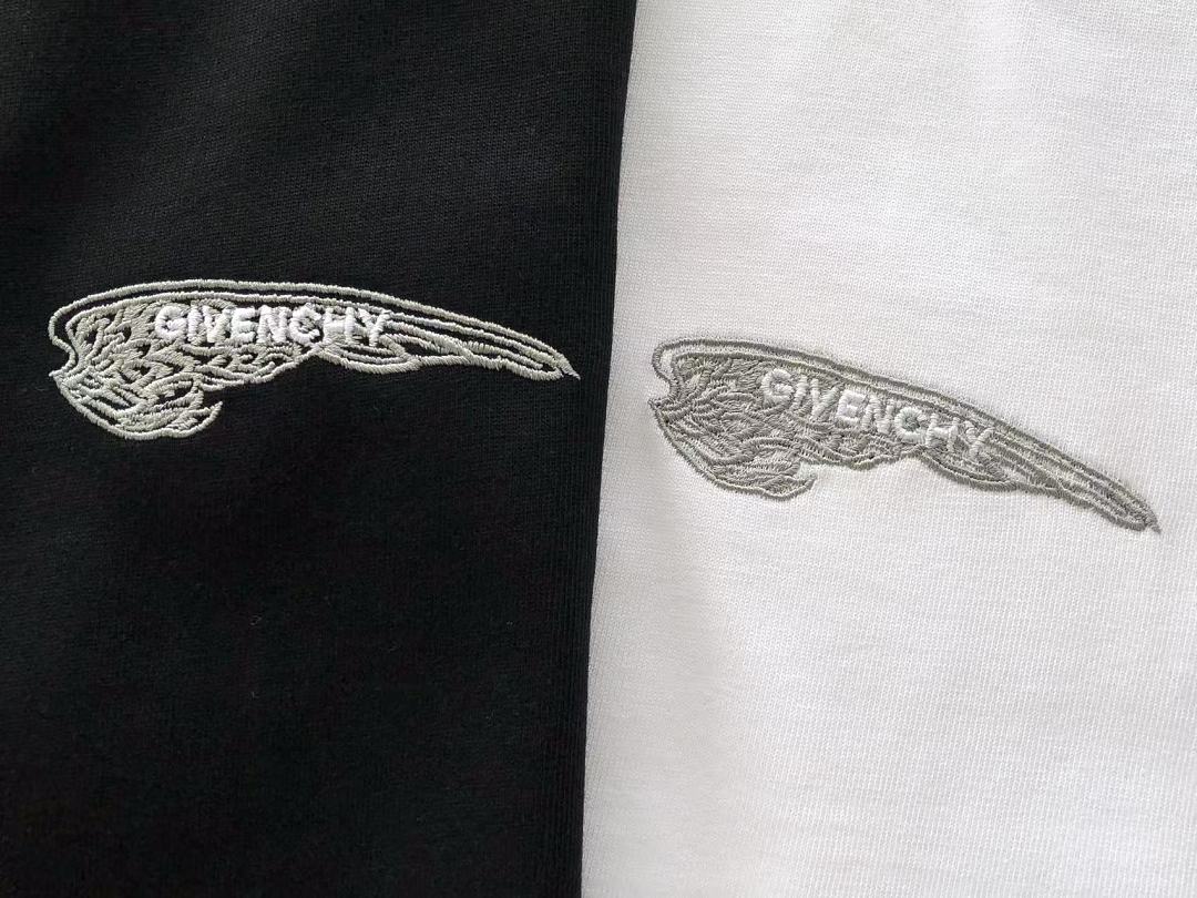 Black White Wing Logo Givenchy T-Shirt