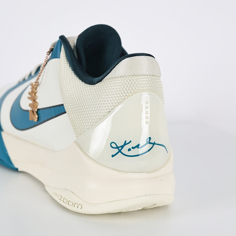 Nike Zoom Kobe 5 - Big Stage Away White/Dark Teal-University Red