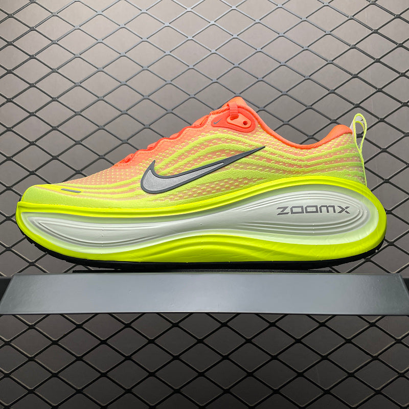 Nike ZoomX Morpho - Coral/Volt