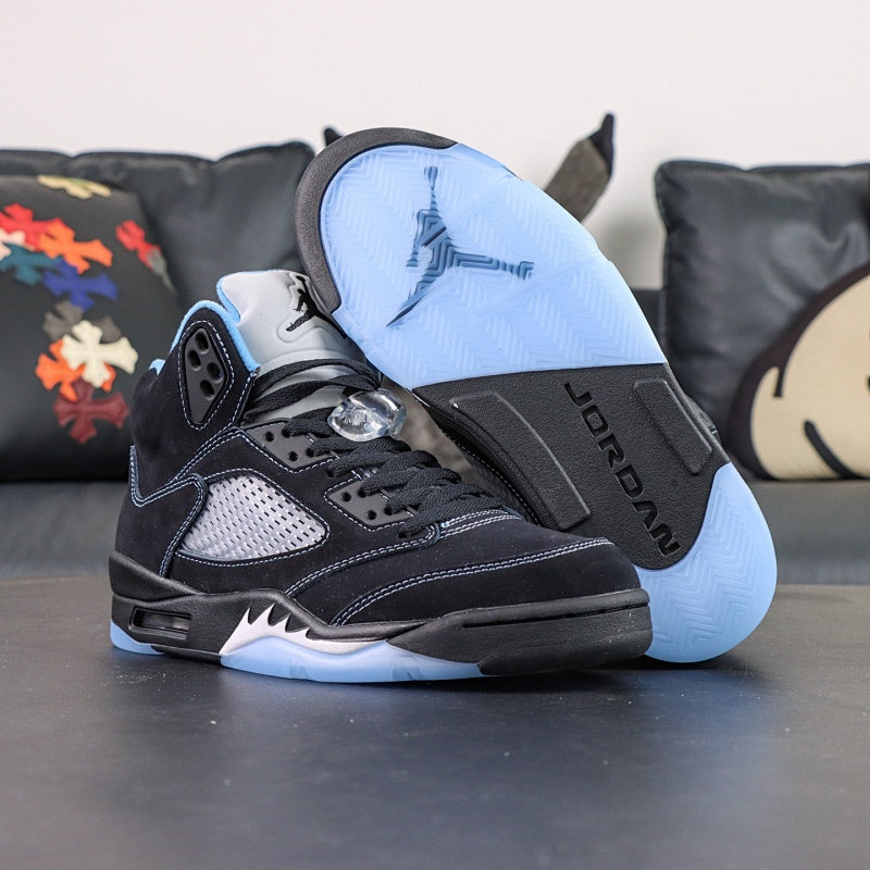 Nike Air Jordan 5 Retro - University Blue/Black