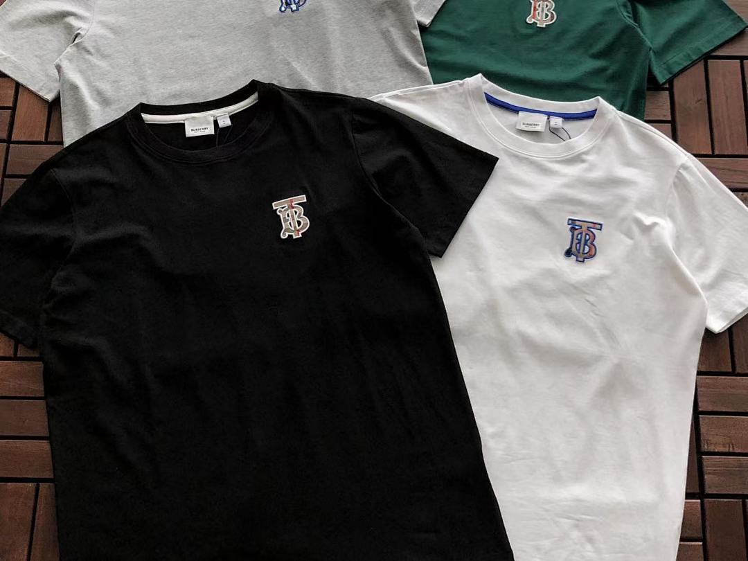 Burberry T-SHIRT