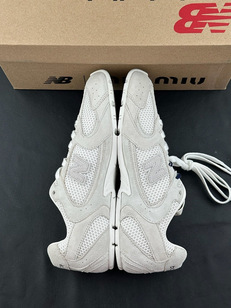 NB x MIU MIU NB 530