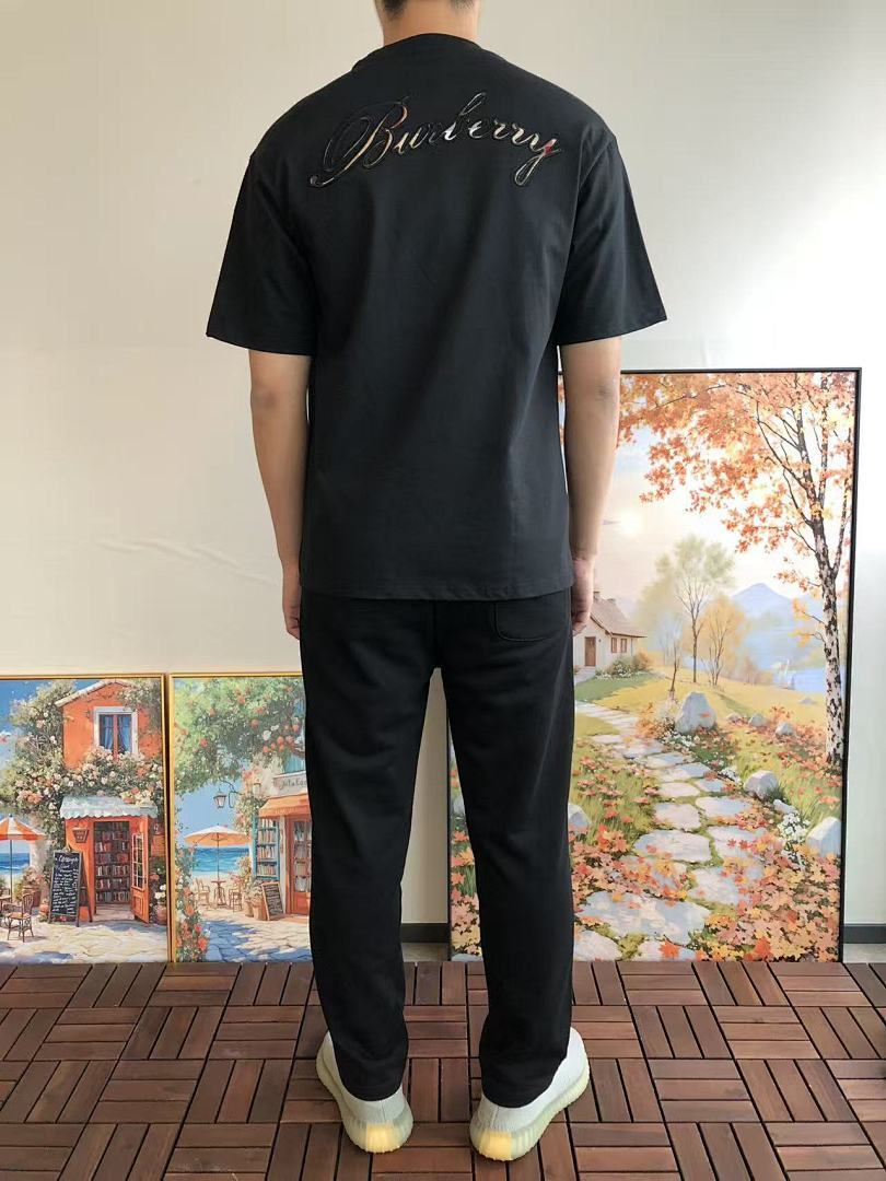 Burberry T-Shirt