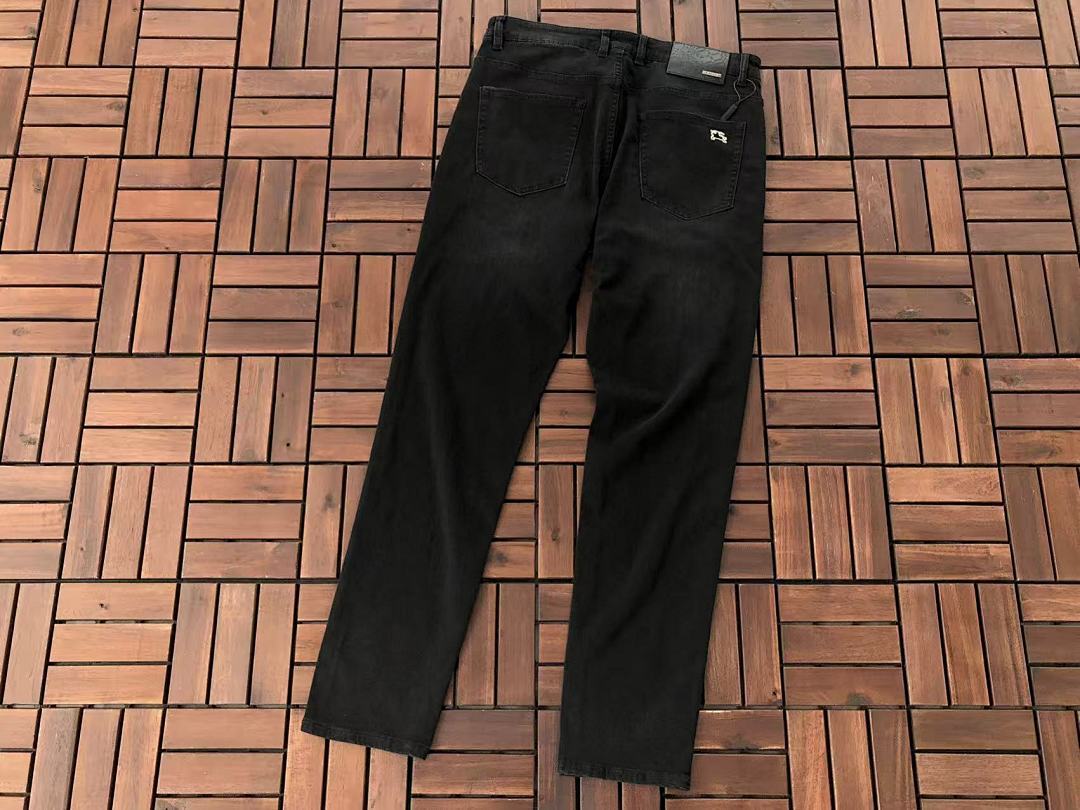 Burberry JEANS
