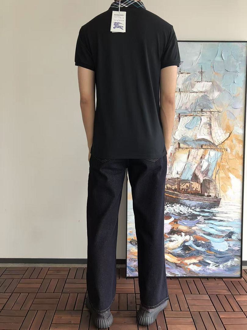Burberry T-Shirt