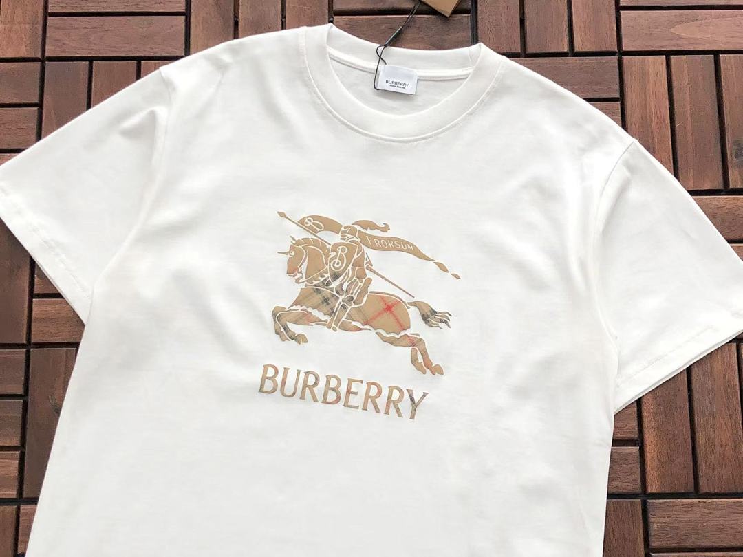 Burberry T-SHIRT
