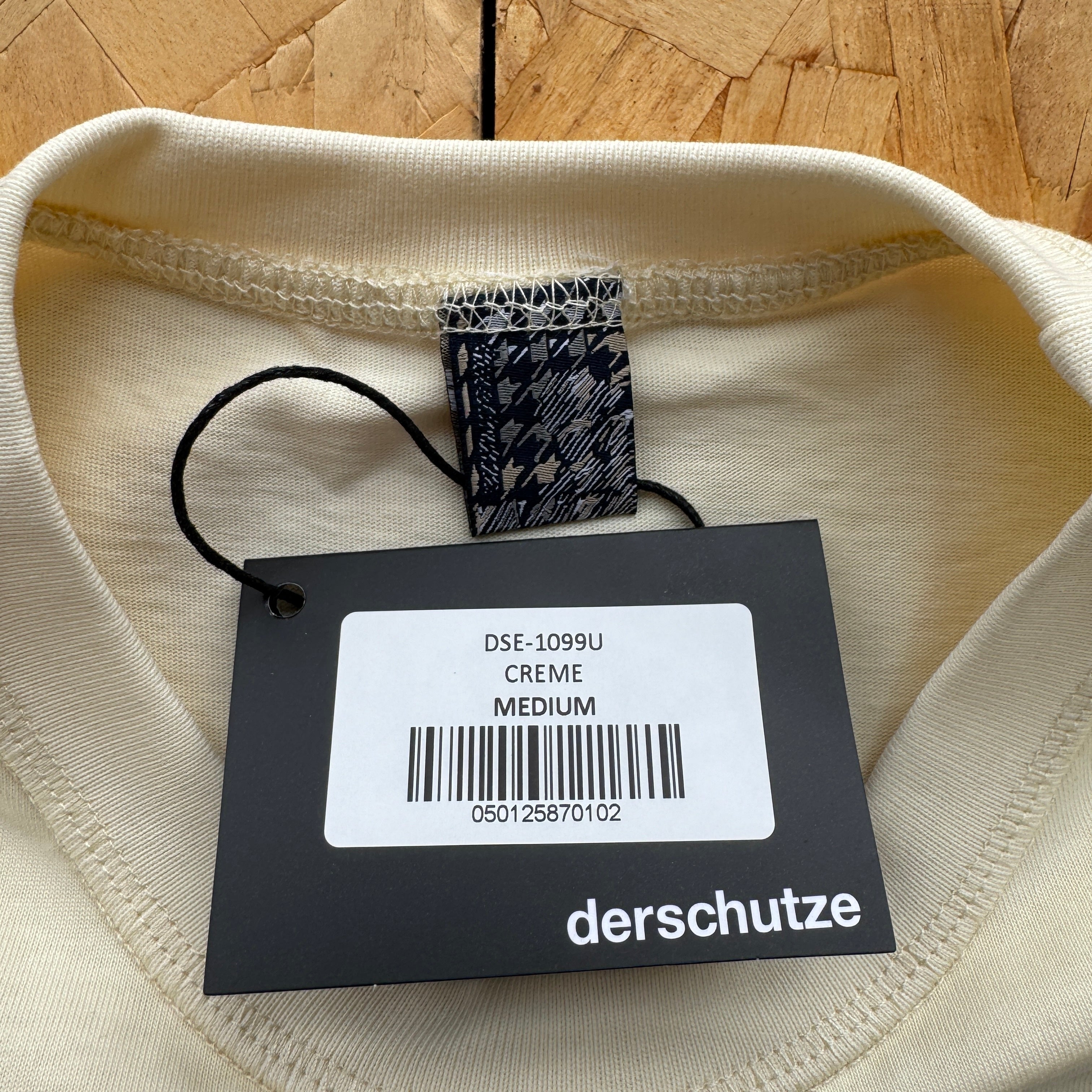 Derschutze Gallery T-Shirt - Cream