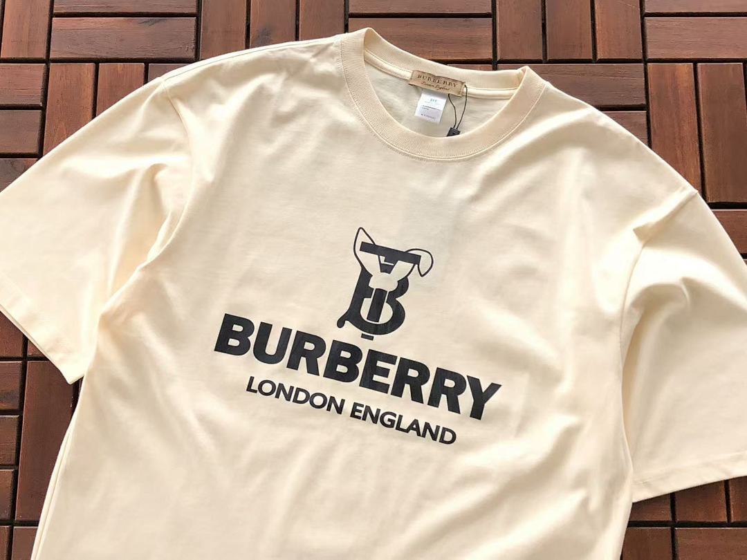 Burberry T-SHIRT