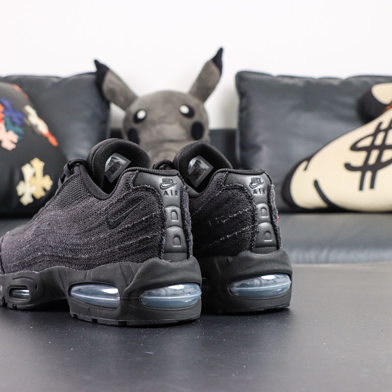 Nike Air Max 95 - Triple Black