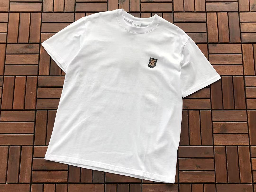 Burberry T-SHIRT