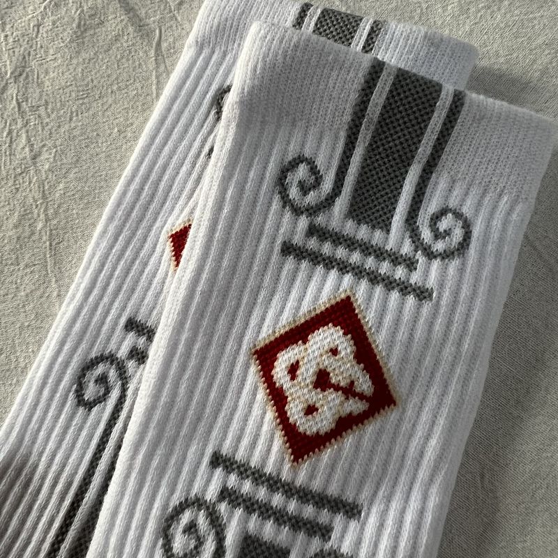 White Crew Socks with Column and Diamond Pattern