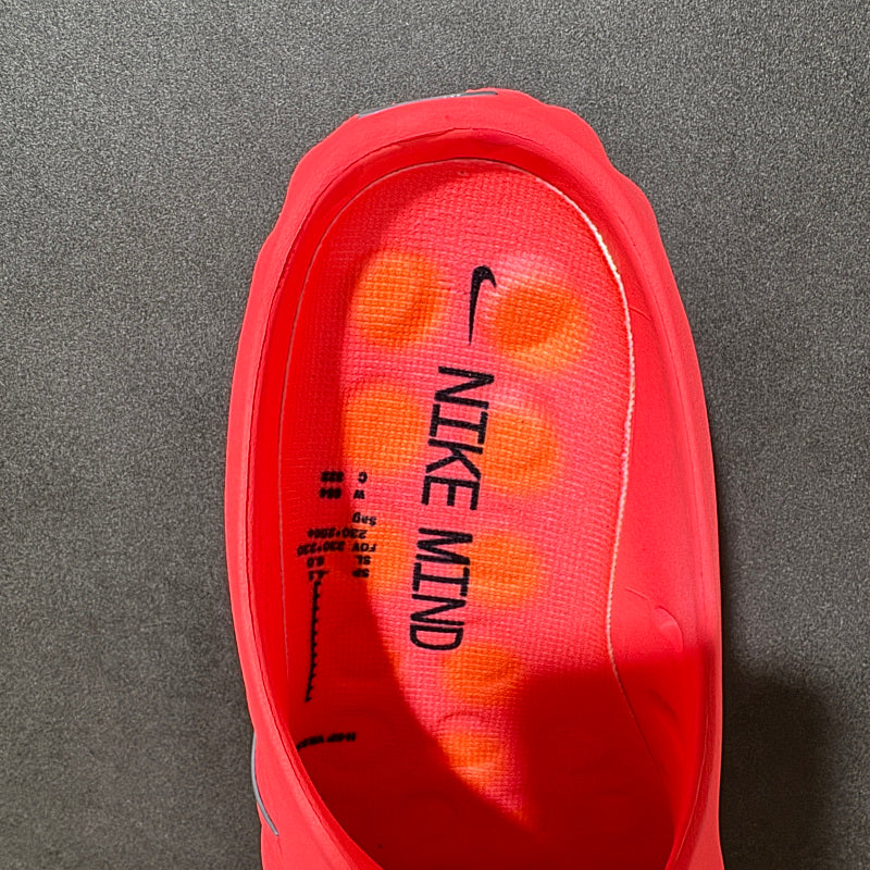 Nike Air Moc AT - Red/Orange