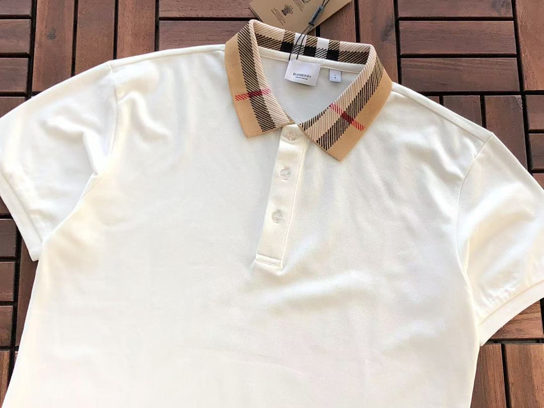Burberry T-SHIRT