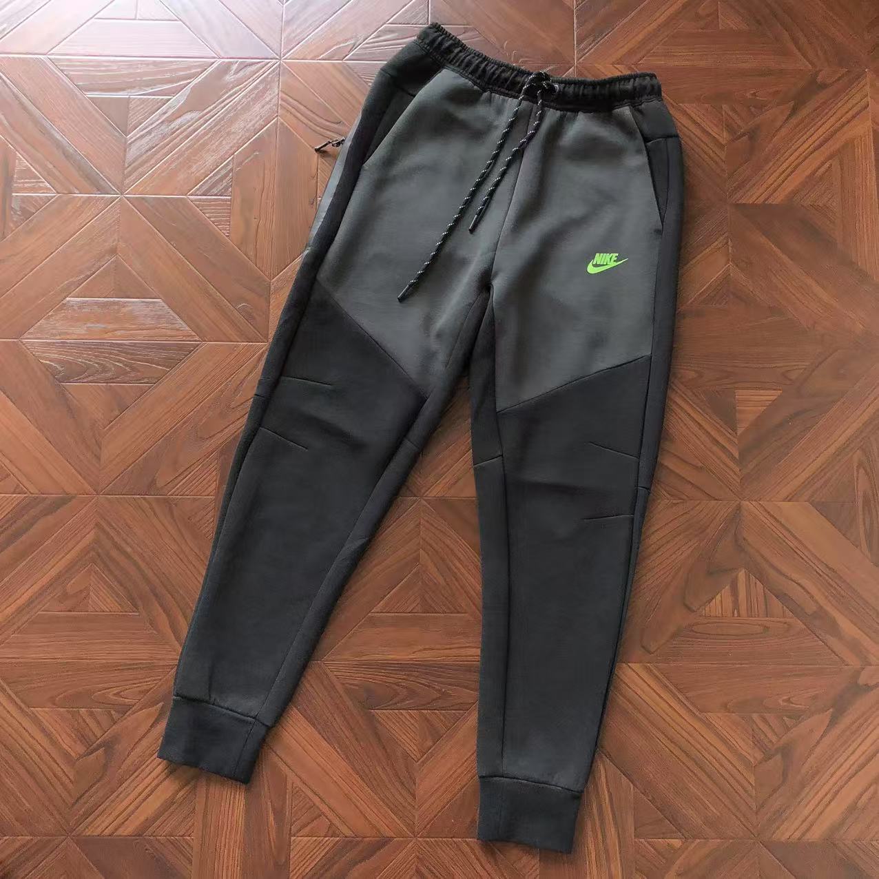 Nike Tech Fleece Tracksuit