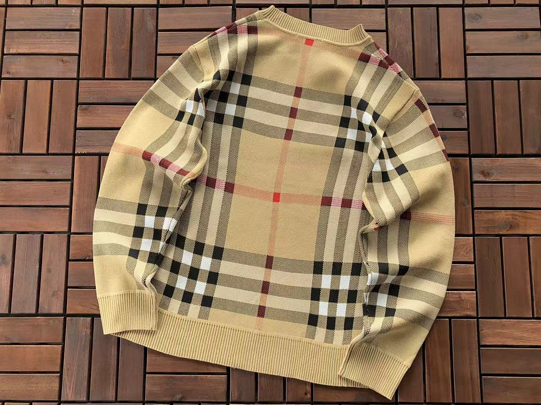 Burberry SWEATER