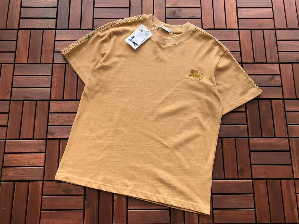 Burberry T-SHIRT