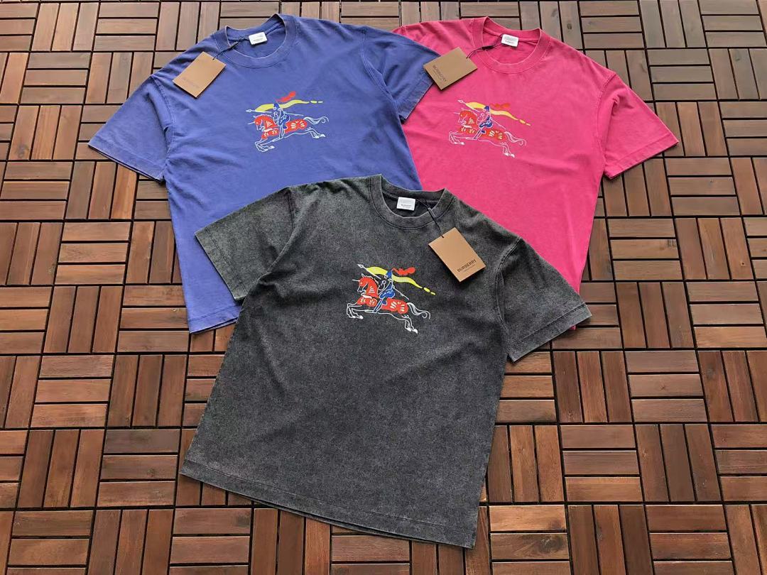 Burberry T-Shirt