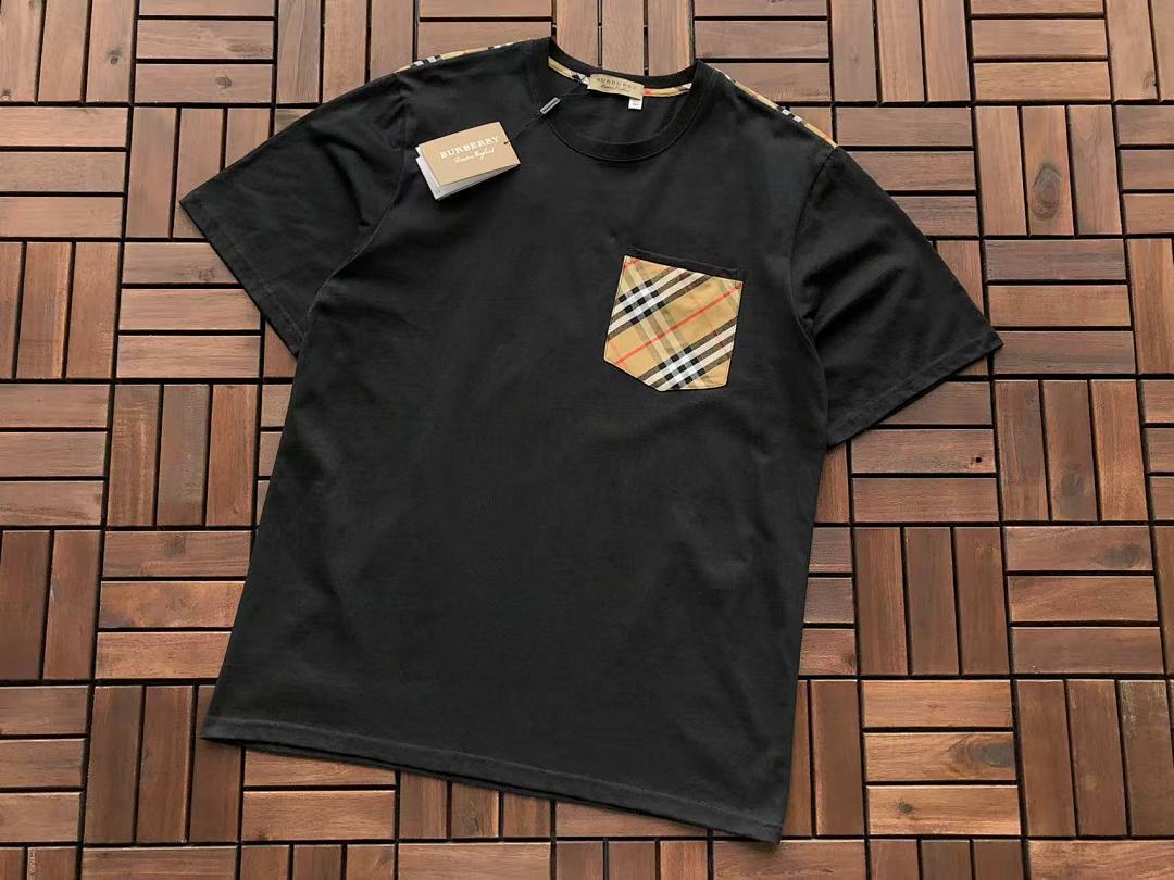 TOP PANTS Burberry T-SHIRT SHORTS 66012136