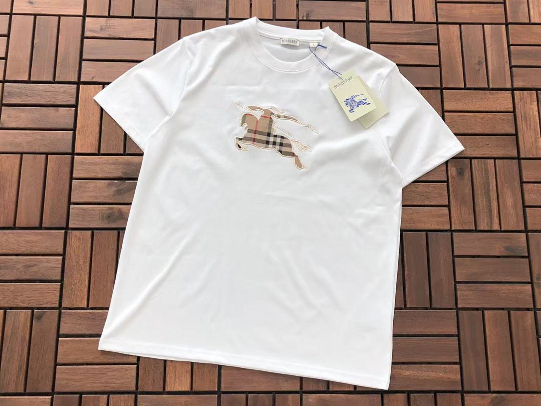 Burberry T-SHIRT