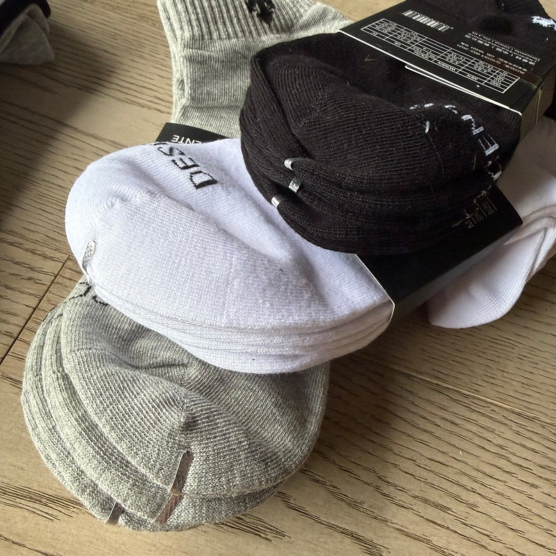 Descente Socks