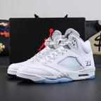 Nike Air Jordan 5 Retro - White/Silver