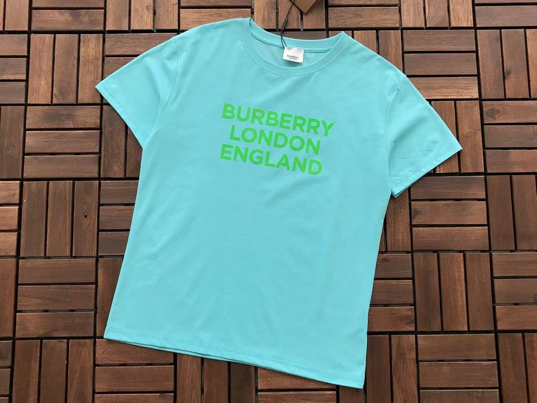 Burberry T-Shirt