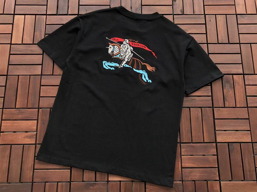 Burberry T-Shirt