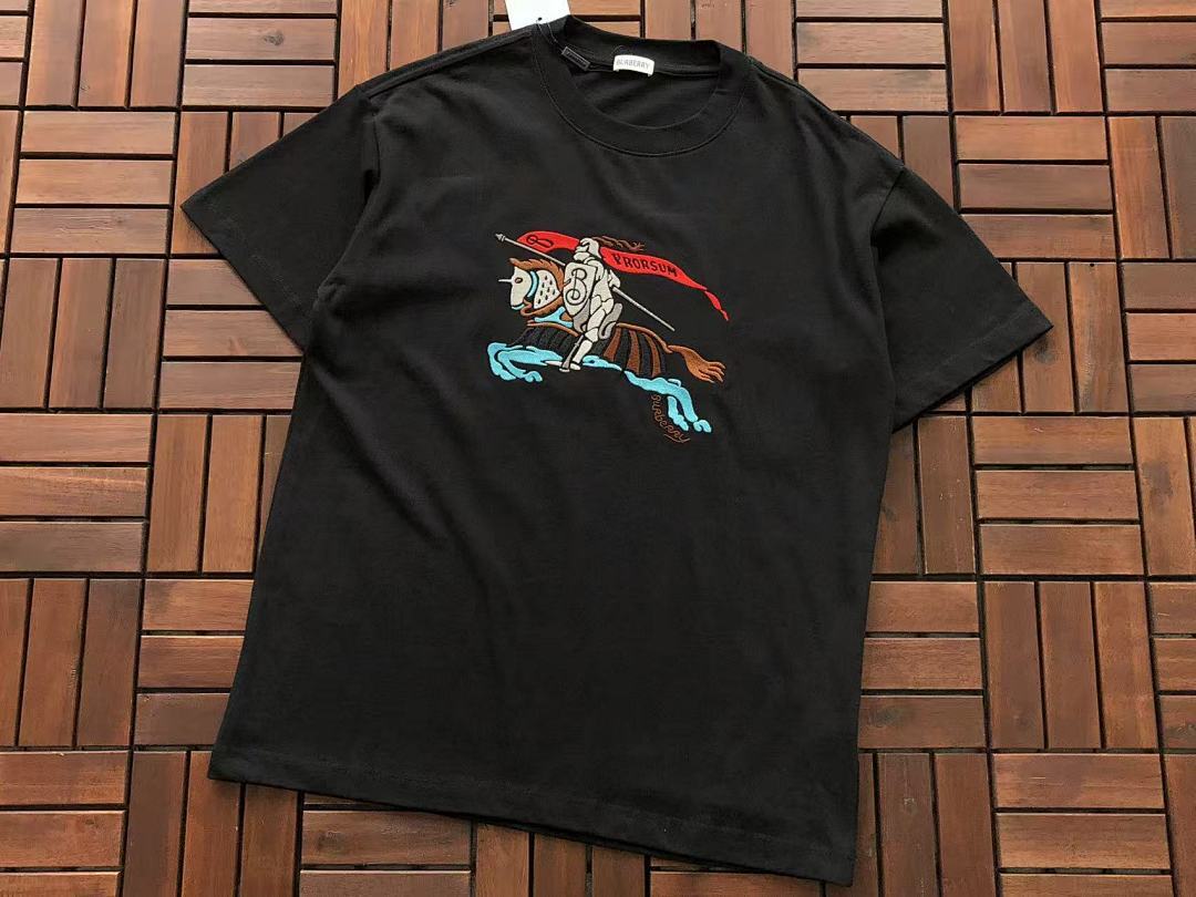 Burberry T-Shirt