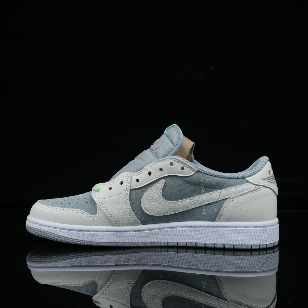 Travis Scott x Air Jordan 1 Low UNC Blue