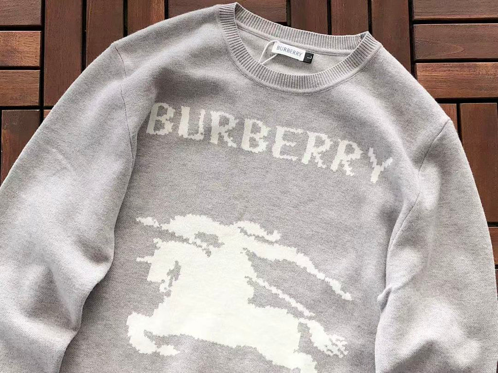 Burberry SWEATER