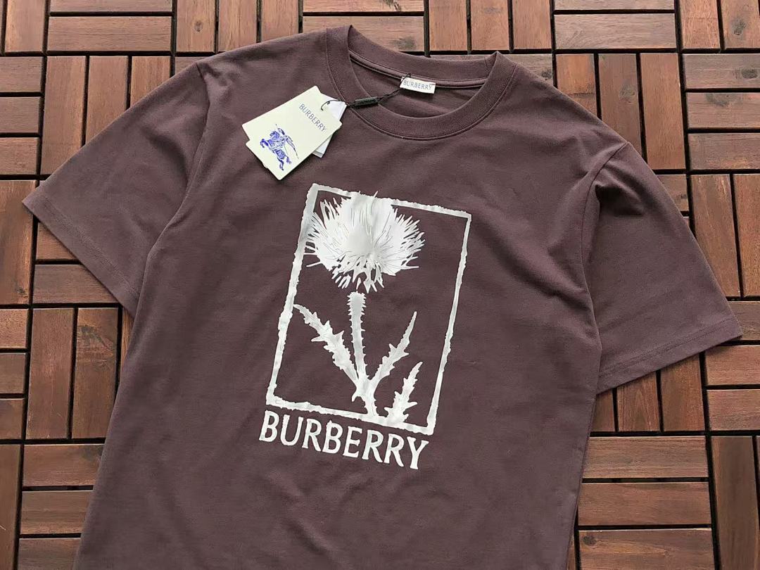 Burberry T-SHIRT