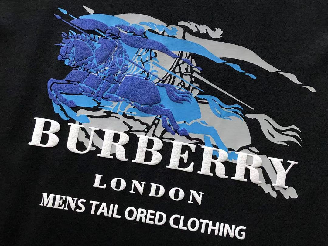 Burberry T-Shirt