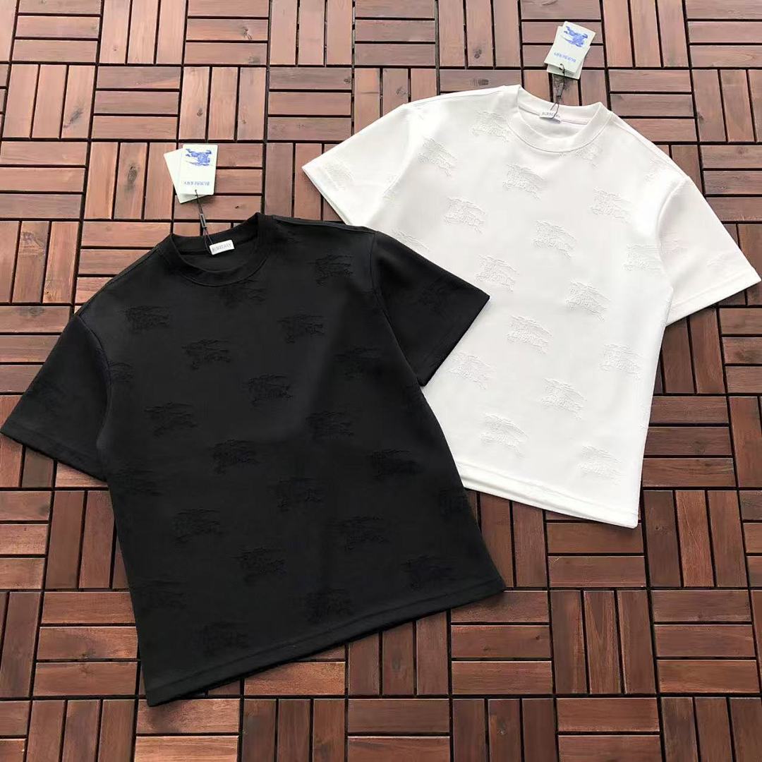 Burberry T-SHIRT