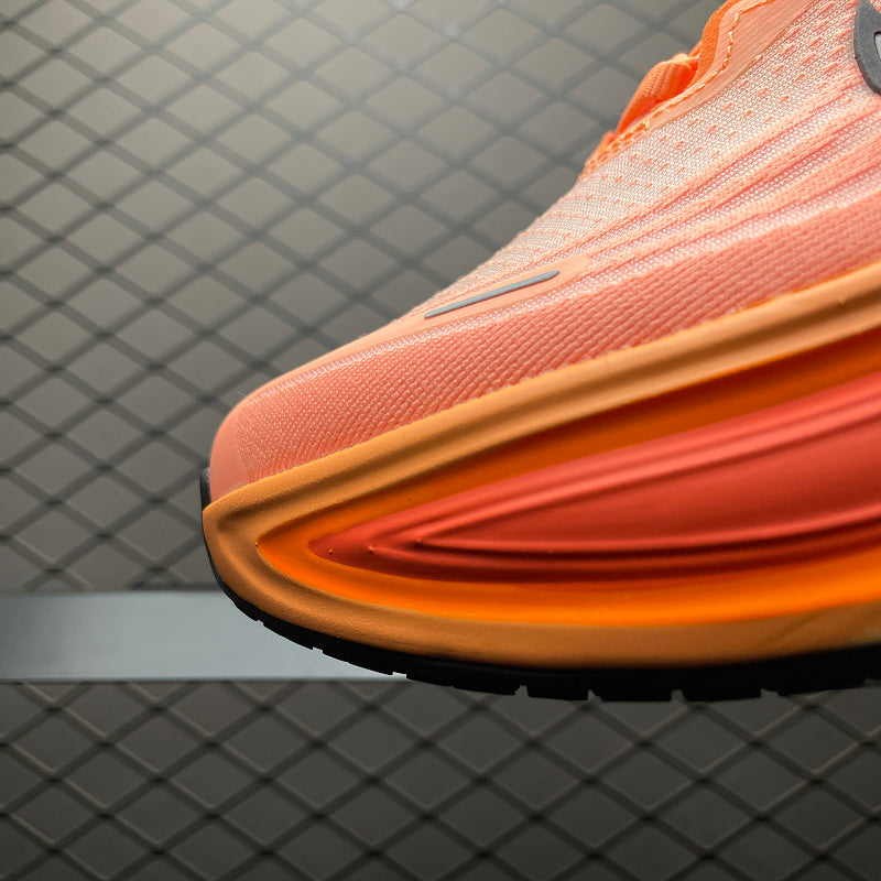 Nike ZoomX Morpho - Peach/Orange