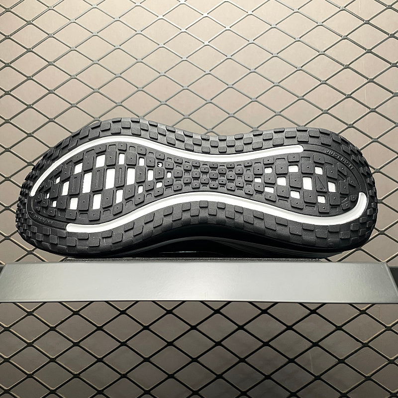 Nike ZoomX Streakfly - Black/Silver/Red