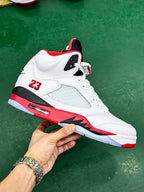Nike Air Jordan 5 Retro - Fire Red