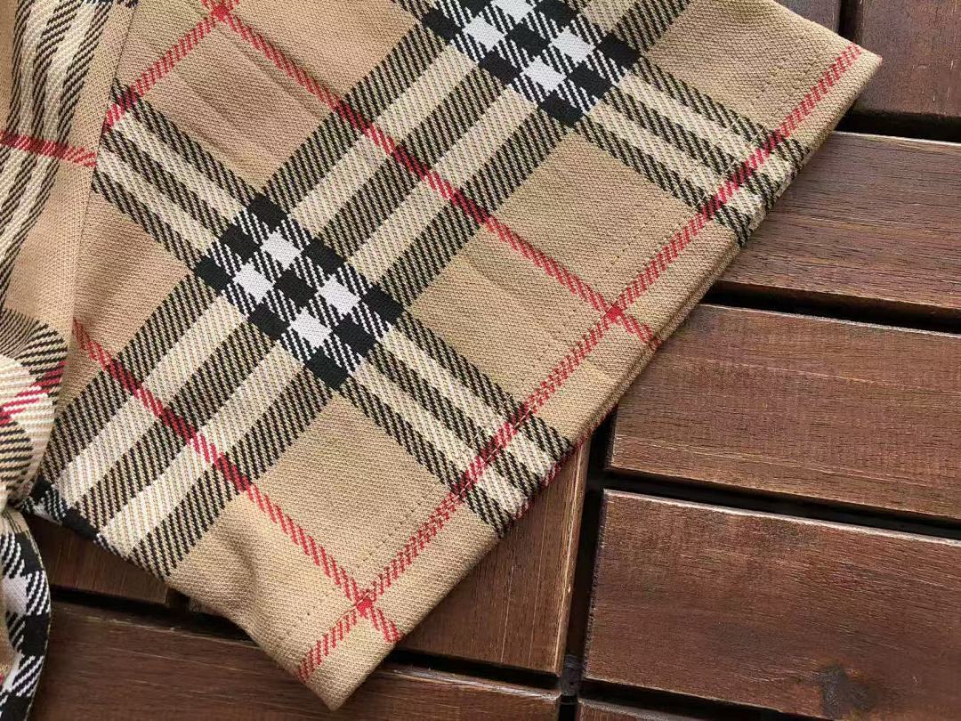 Burberry T-SHIRT