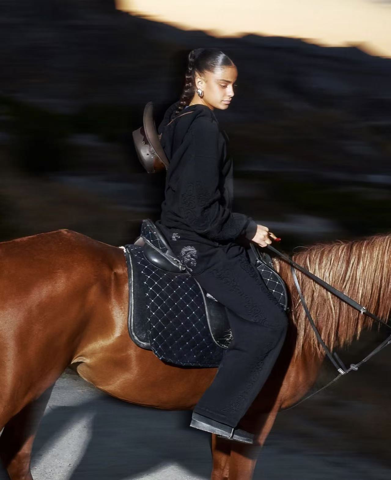 Derschutze Western Zip Up - Black