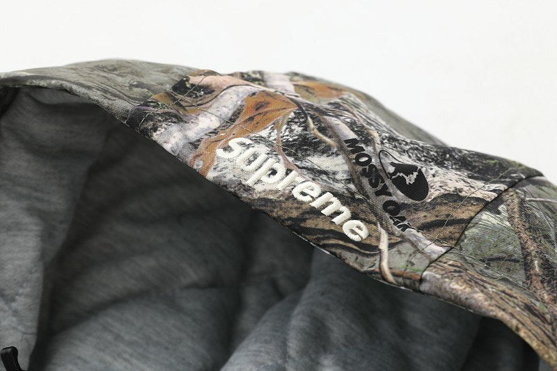 Supreme Mossy Oak Gore-Tex Hooded Jacket