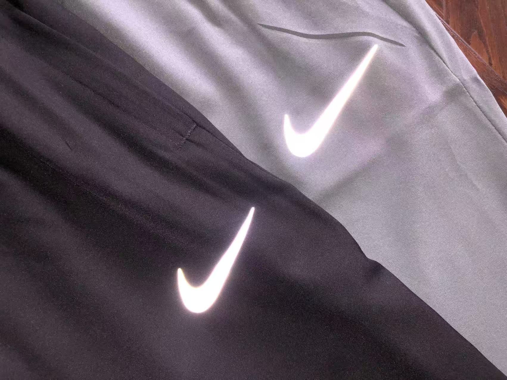 Nike Lightweight Windbreaker Tracksuit
