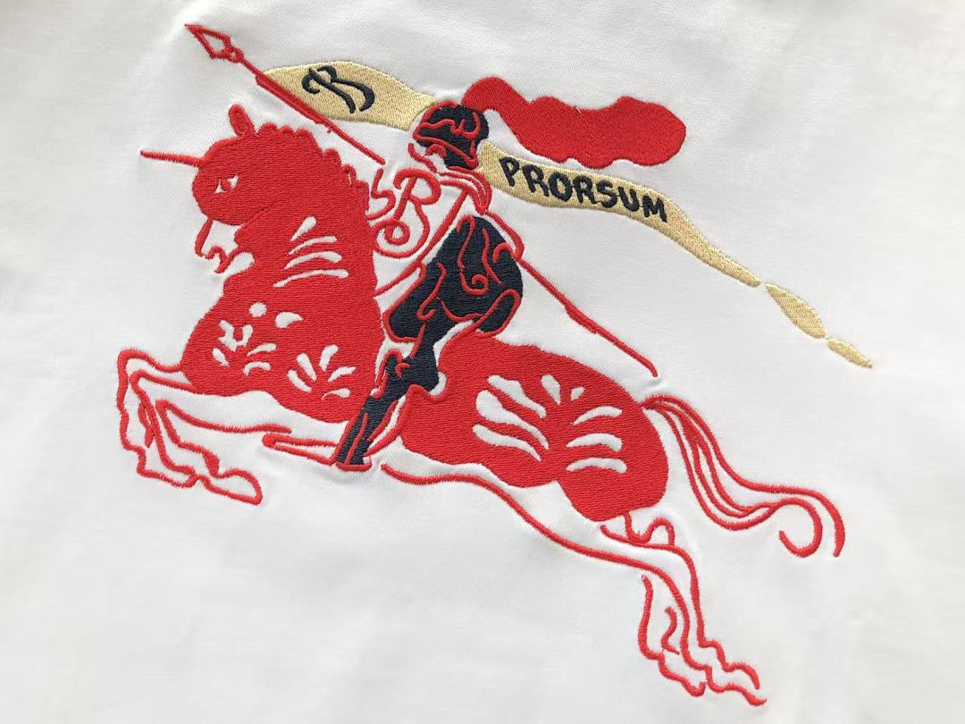 Burberry T-SHIRT
